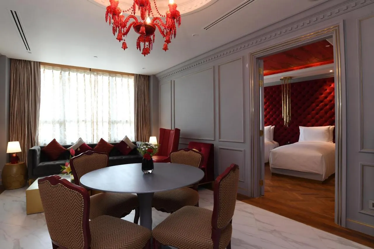 Royal Tian Li Hotel يانغون 5*,
